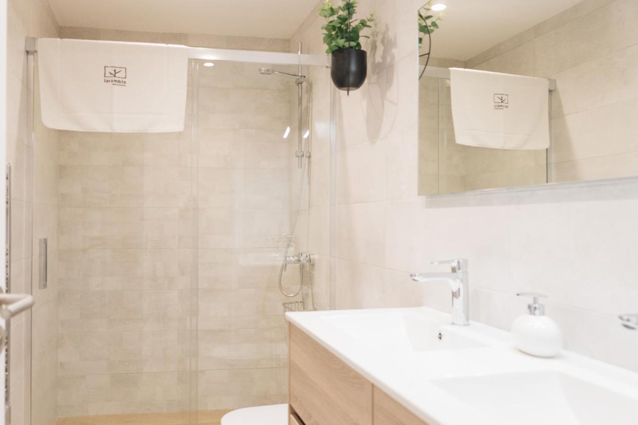 Apartaments La Rambla - Arbequina - 6 Persones Cornudella de Montsant Ngoại thất bức ảnh